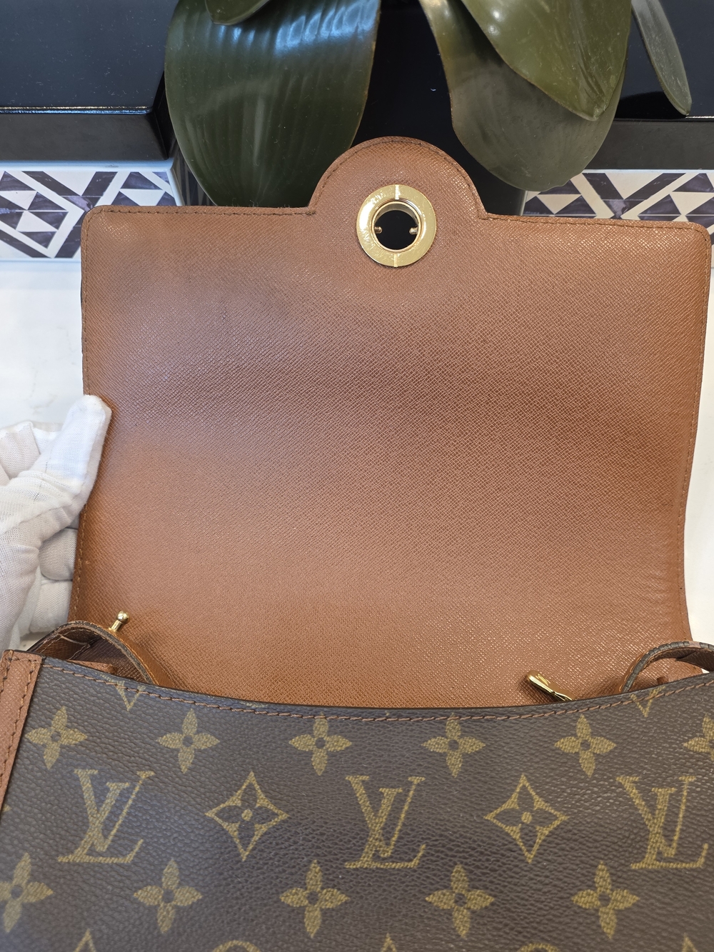 Louis Vuitton Monogram Canvas Crossbody Bag in Brown - Picture 9 of 15